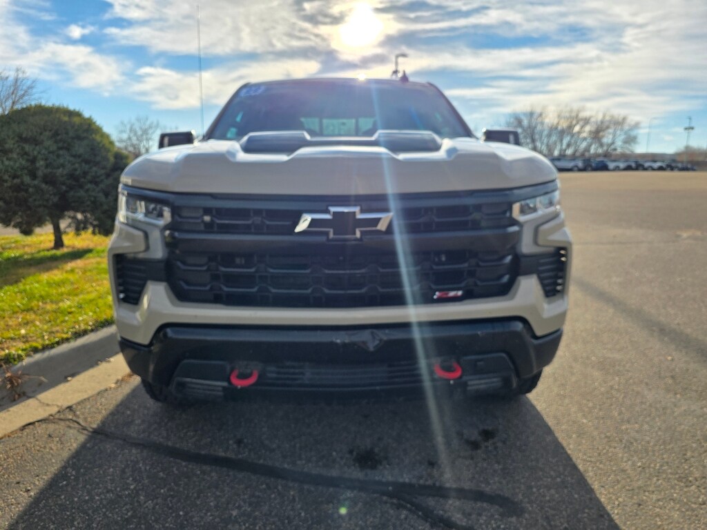 2022 Chevrolet Silverado 1500 LT Trail Boss photo 2