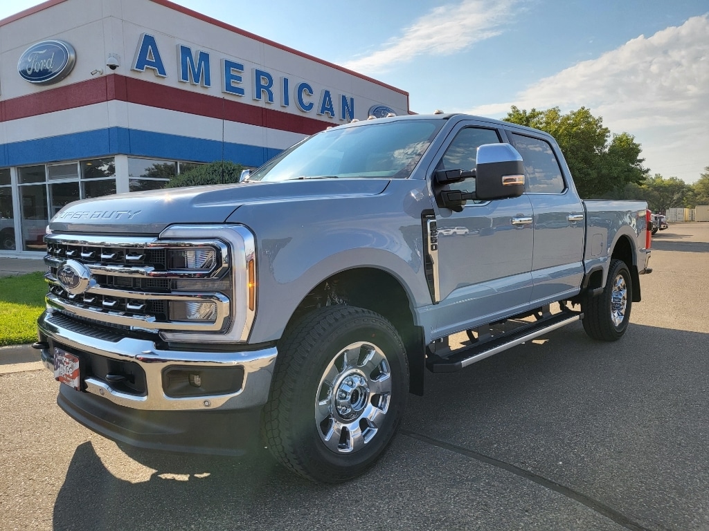 New 2026 Ford F-250 Lariat Crew Cab