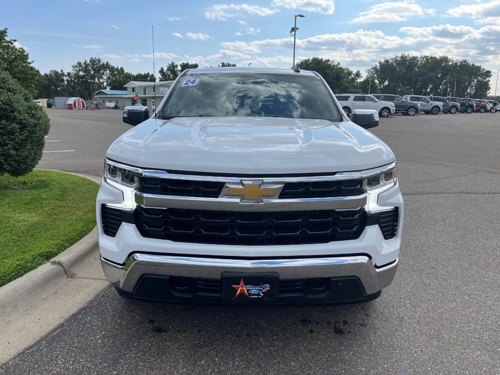 Used 2024 Chevrolet Silverado 1500 LT with VIN 1GCUDDED7RZ317176 for sale in Glendive, MT