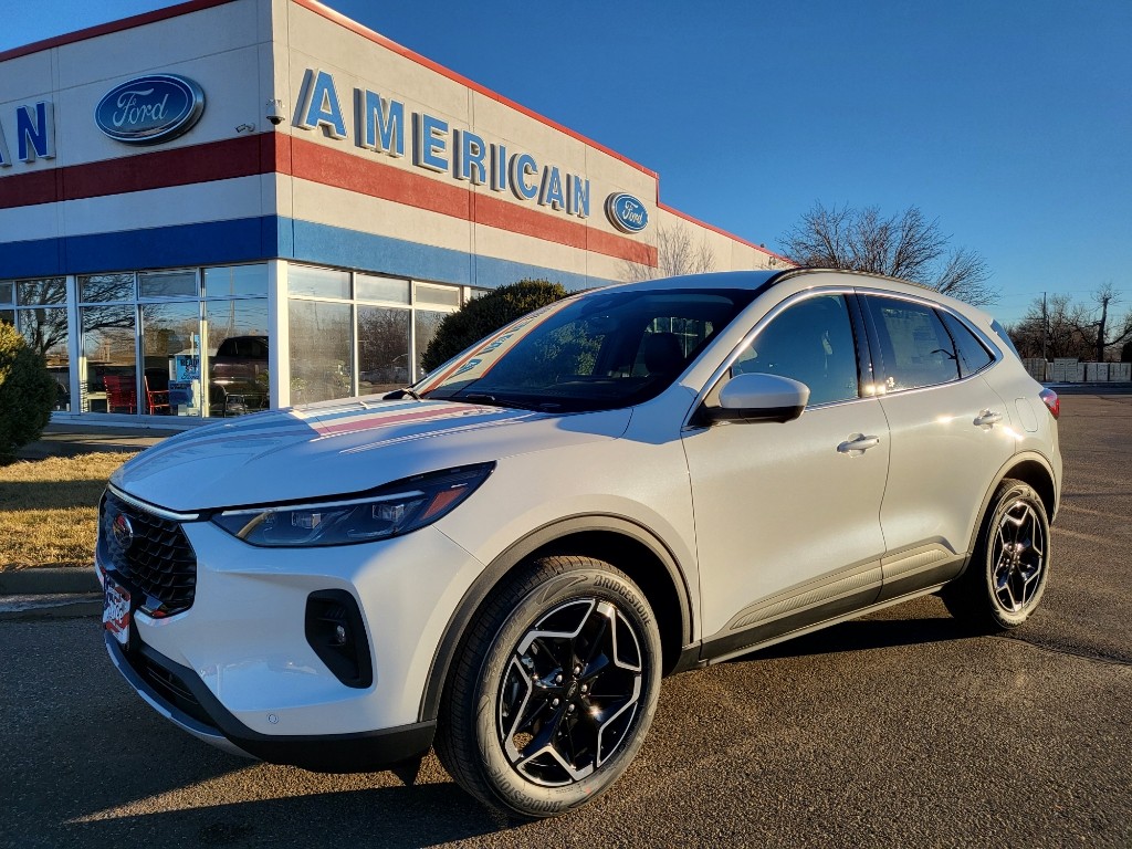 2026 Ford Escape Base's photo