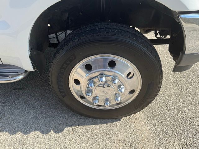 2001 Ford F-450 - Photo 28