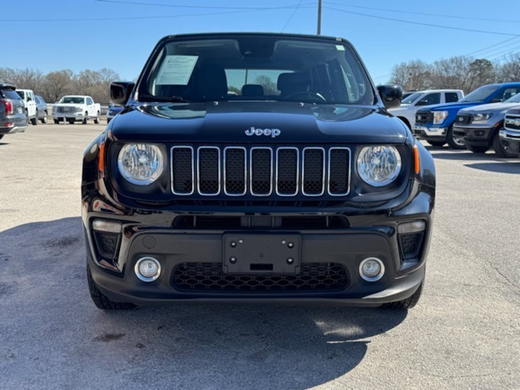 Used 2021 Jeep Renegade Latitude SUV
