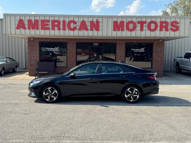 2023 Hyundai Elantra Limited's photo