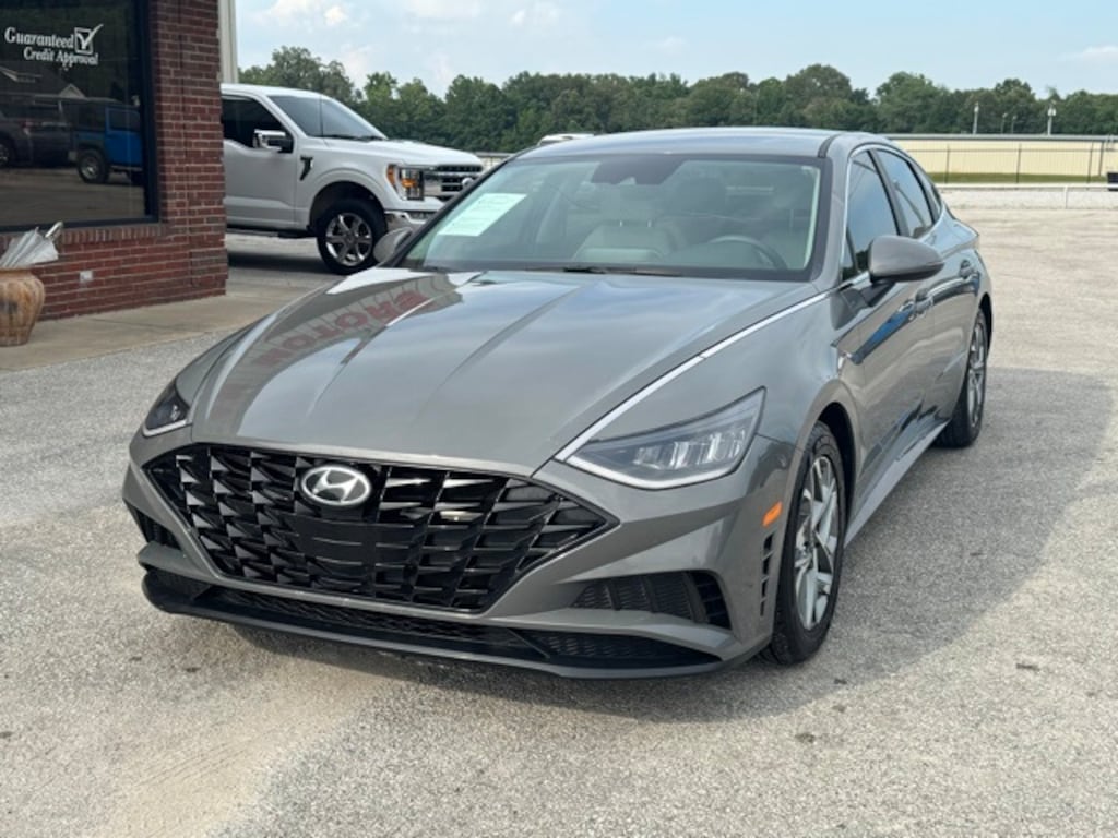 Used 2022 Hyundai Sonata SEL Sedan