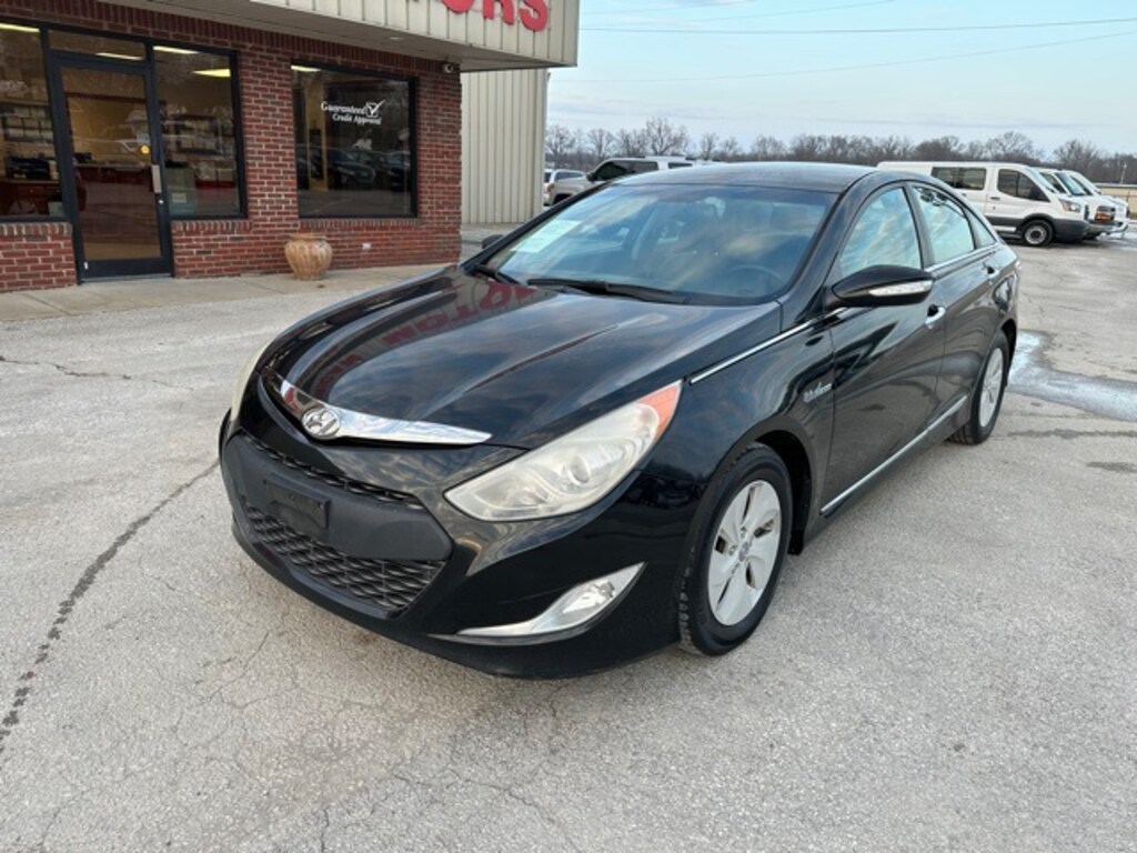 Used 2014 Hyundai Sonata Hybrid Base Sedan