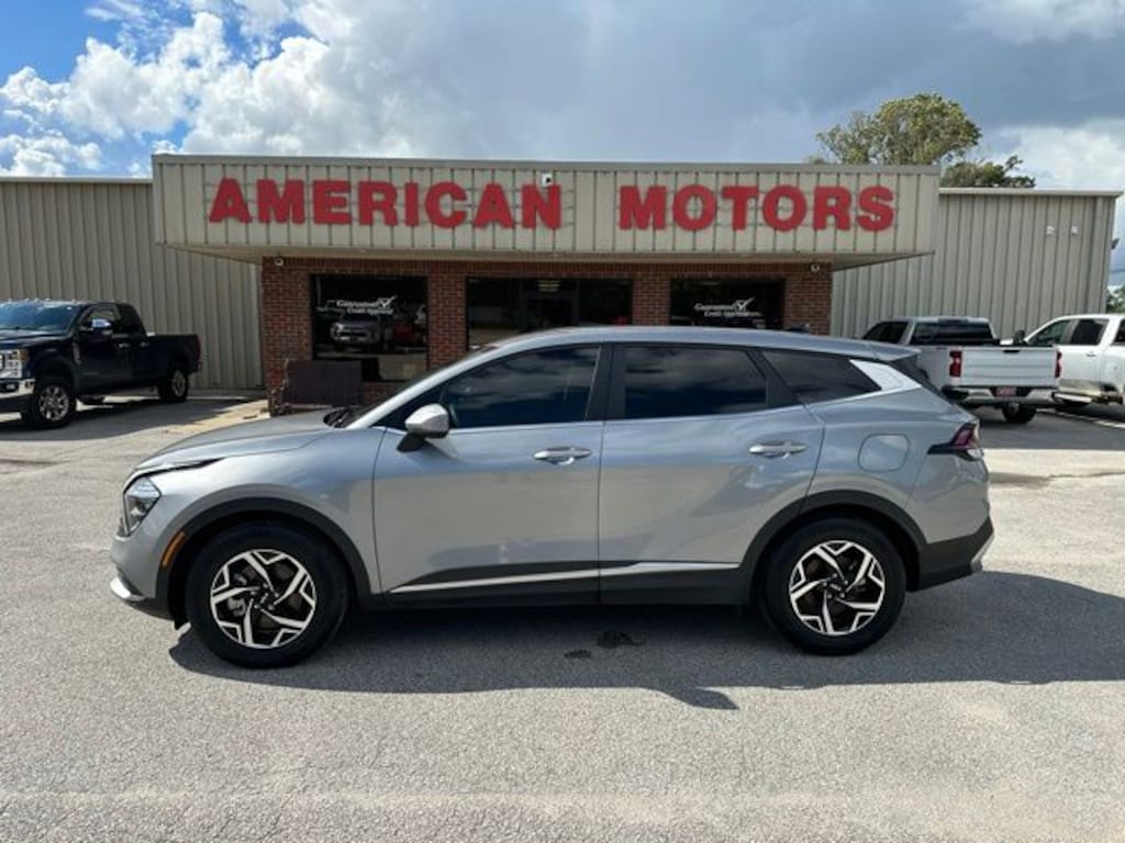 Used 2023 Kia Sportage LX SUV