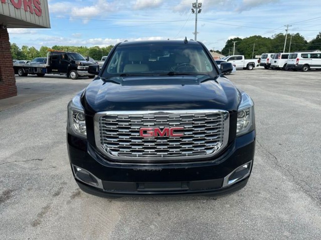 Used 2020 GMC Yukon XL Denali SUV