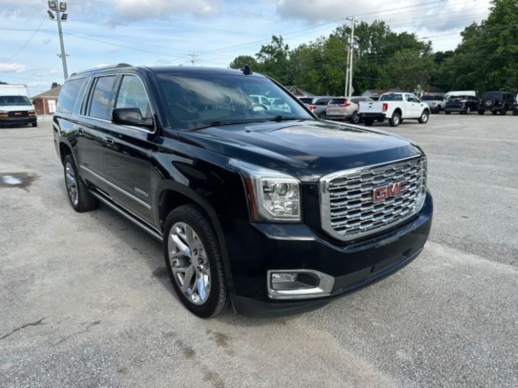 Used 2020 GMC Yukon XL Denali SUV