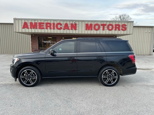 2021 Ford Expedition Limited's photo