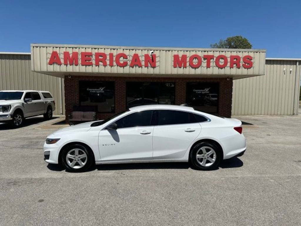 Used 2023 Chevrolet Malibu LS w/1FL Sedan
