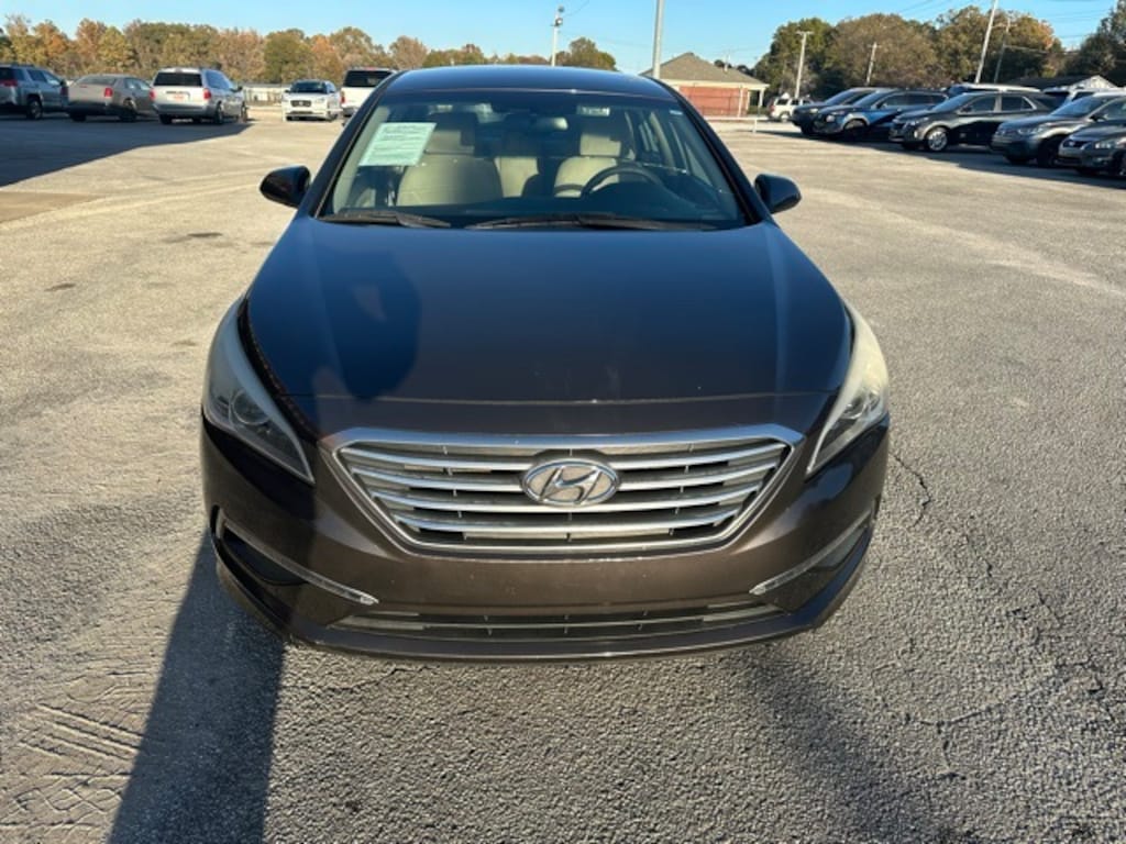Used 2015 Hyundai Sonata SE Sedan