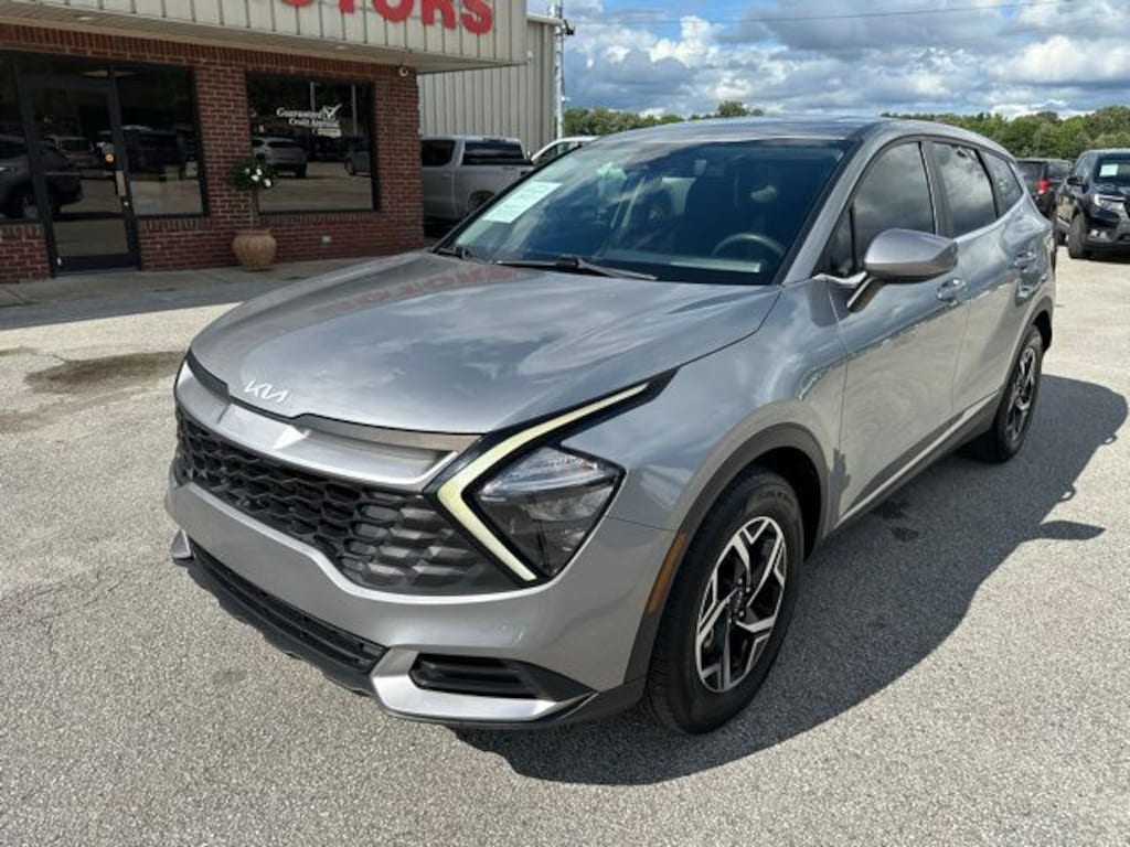 Used 2023 Kia Sportage LX SUV