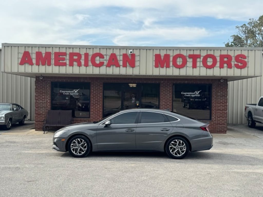 Used 2022 Hyundai Sonata SEL Sedan
