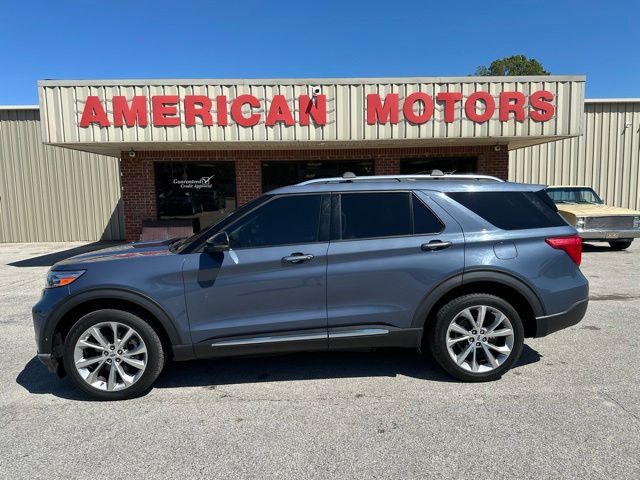 2021 Ford Explorer Platinum 4WD's photo