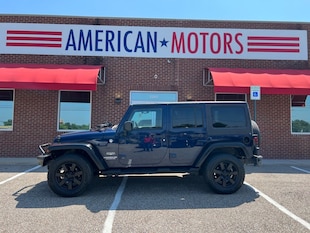 2013 Jeep Wrangler Unlimited Sahara SUV