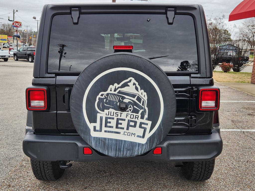 2021 Jeep Wrangler Unlimited Sahara - Photo 9