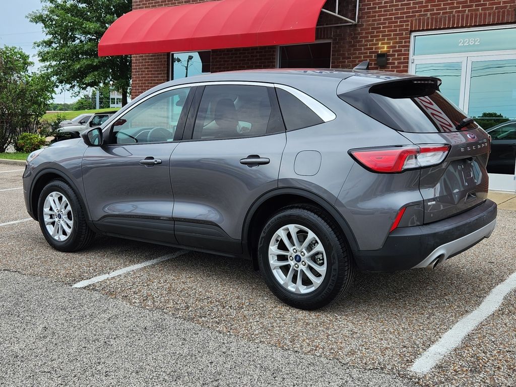 2022 Ford Escape SE - Photo 12
