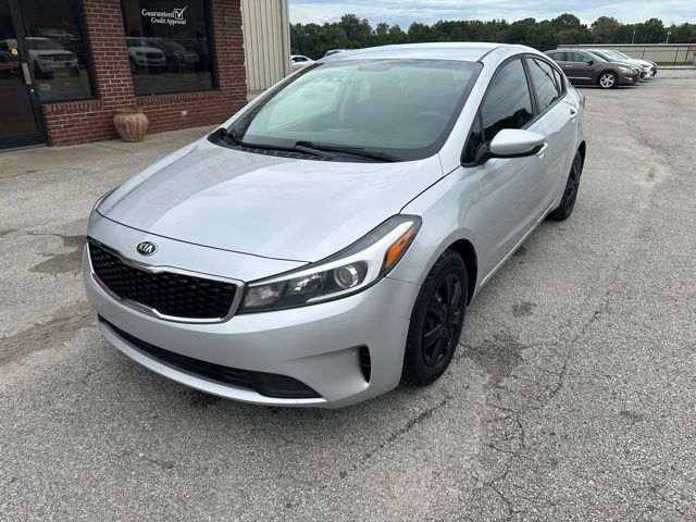 2017 Kia Forte LX AT's photo