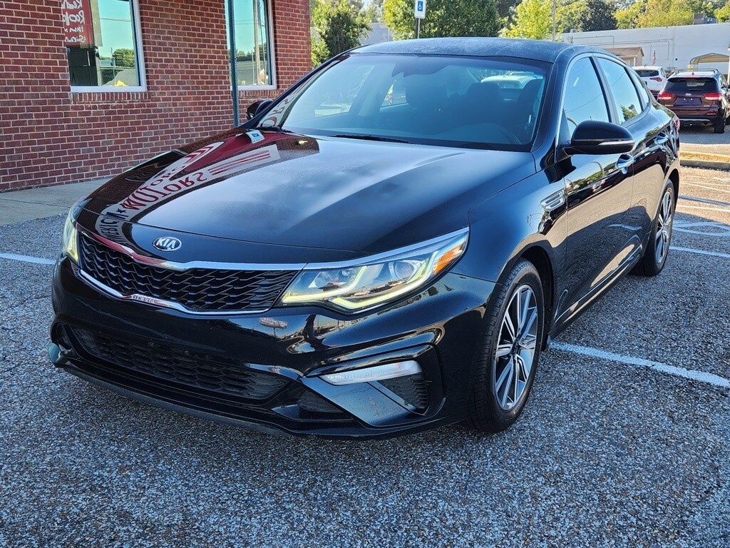 2019 Kia Optima LX S photo 2