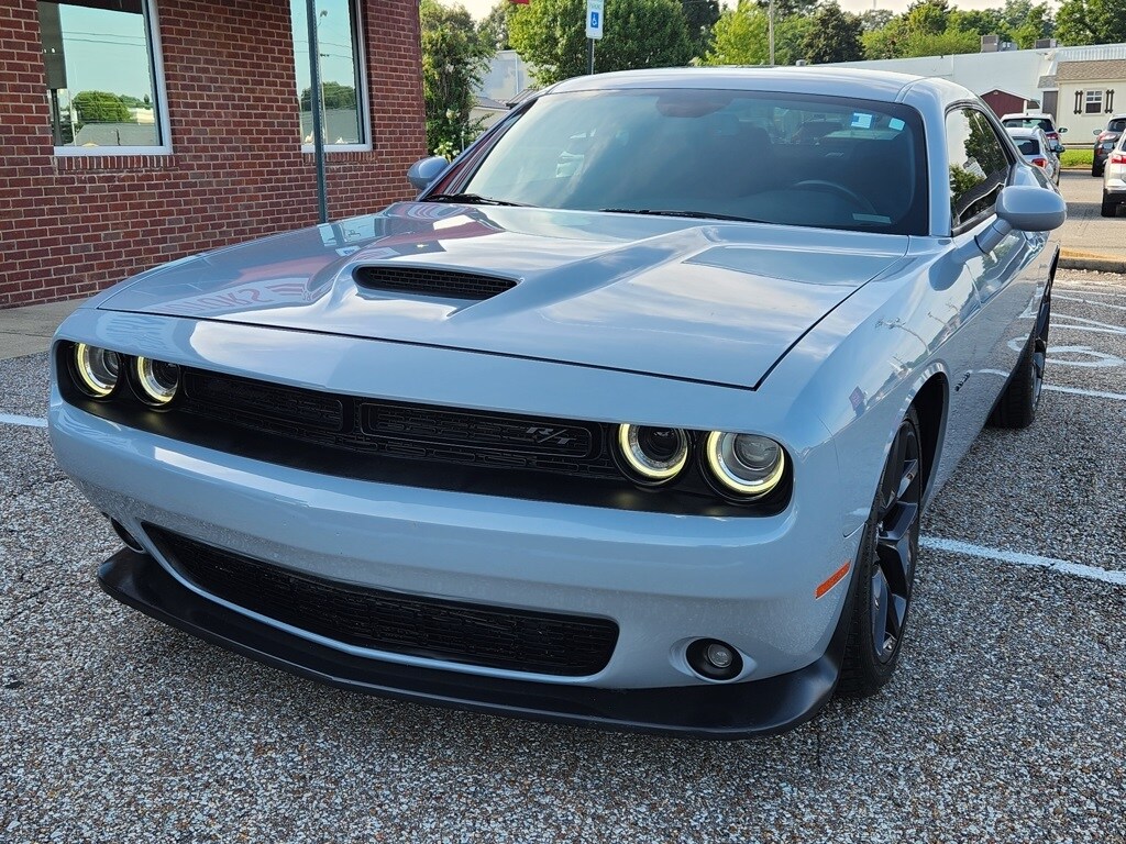 2021 Dodge Challenger R/T photo 4