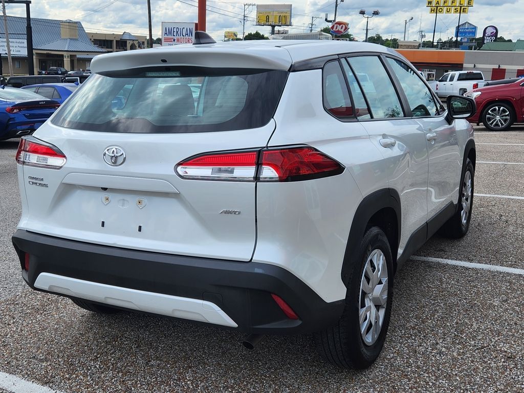 2022 Toyota Corolla Cross L - Photo 8