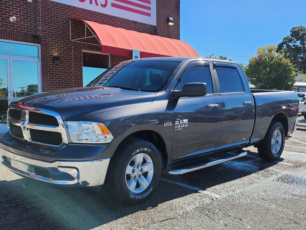 2019 Ram 1500 Classic SLT photo 2