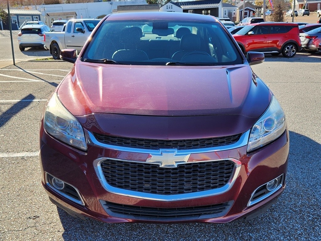 2015 Chevrolet Malibu 2LT photo 4
