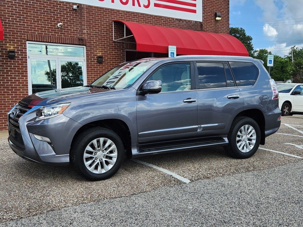2017 Lexus GX 460 photo 2
