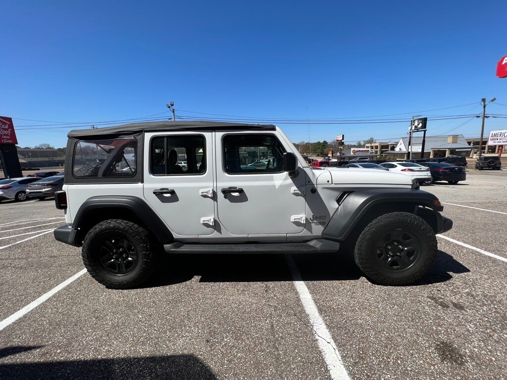 2021 Jeep Wrangler Unlimited Sport photo 3