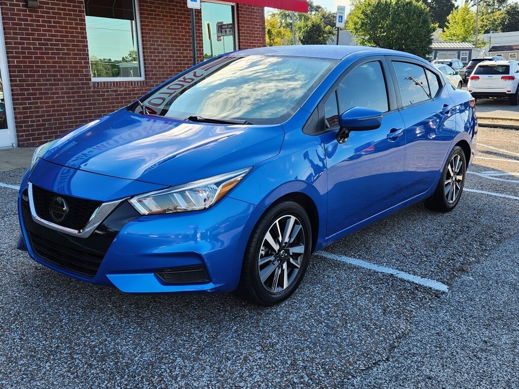 2021 Nissan Versa 1.6 SV photo 2