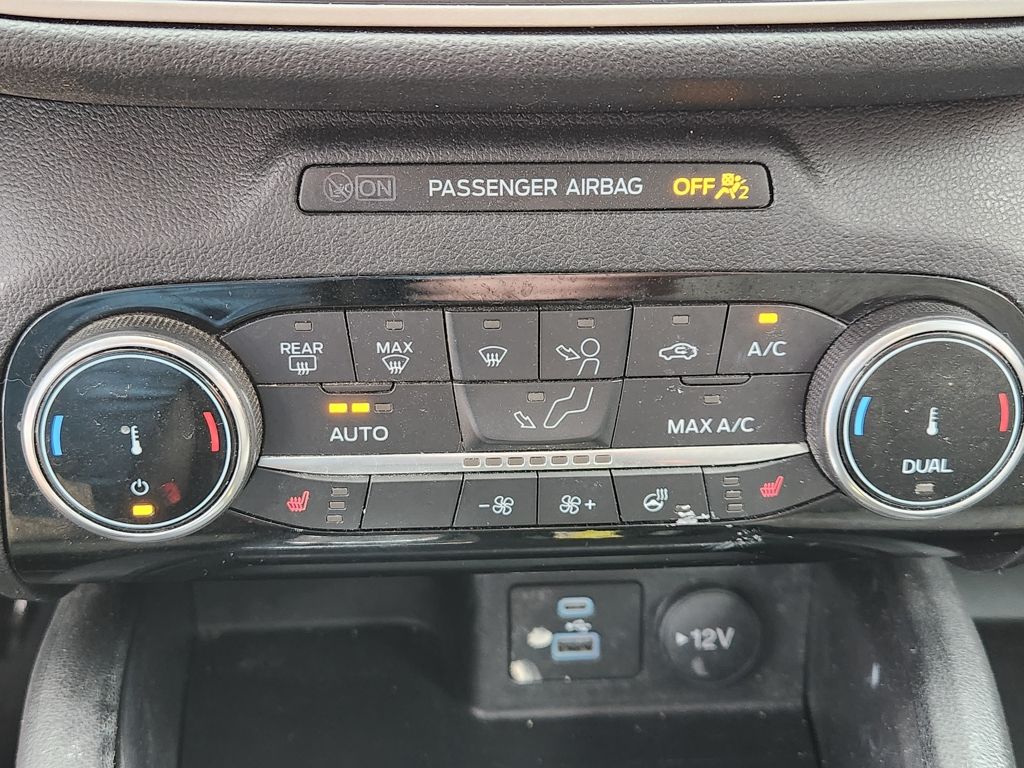 2022 Ford Escape SE - Photo 23