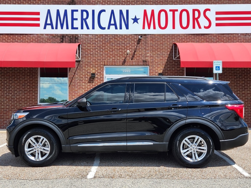 2020 Ford Explorer XLT's photo