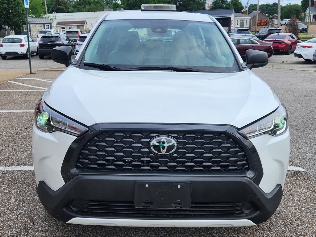 2022 Toyota Corolla Cross L photo 4