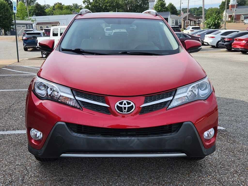 2014 Toyota RAV4 XLE photo 4