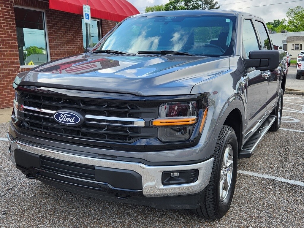 2024 Ford F-150 XLT photo 4
