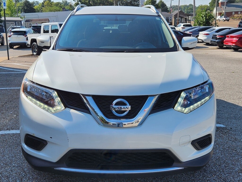 2015 Nissan Rogue SV photo 3