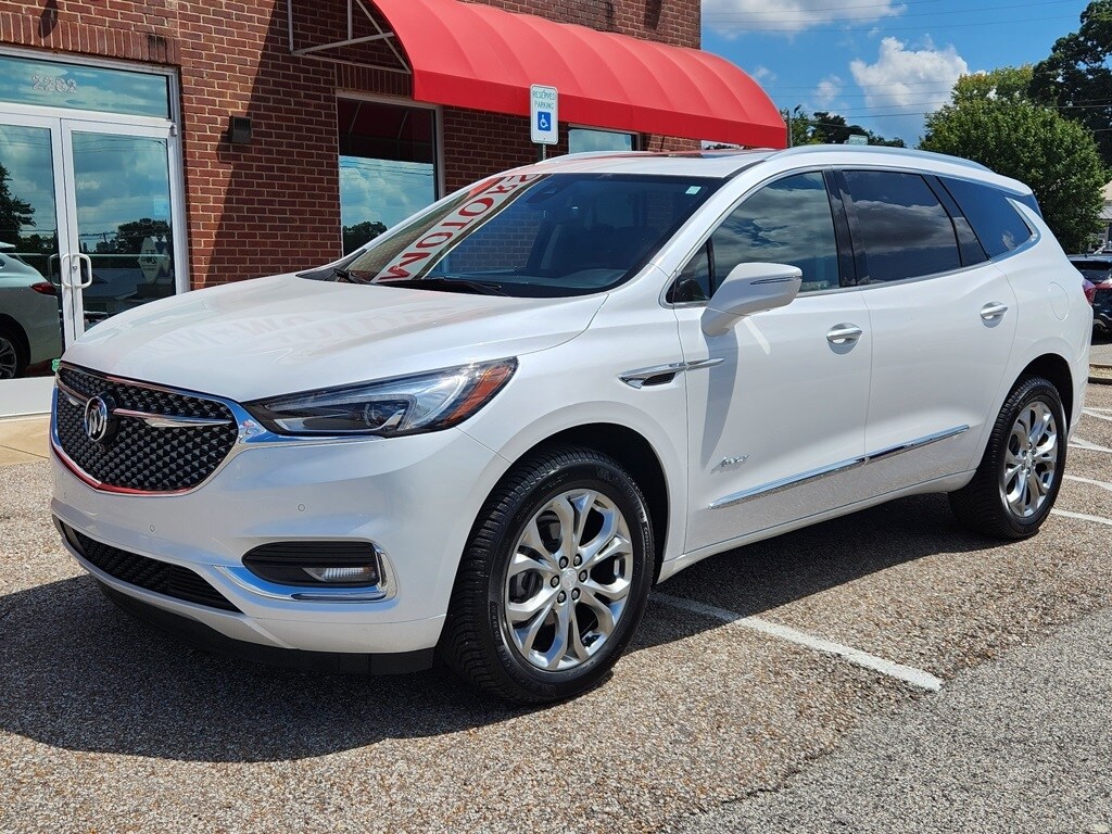 2020 Buick Enclave Avenir photo 2