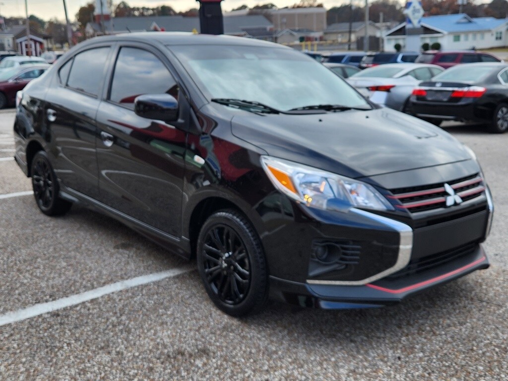 2024 Mitsubishi Mirage G4 ES LE Black Edition photo 4