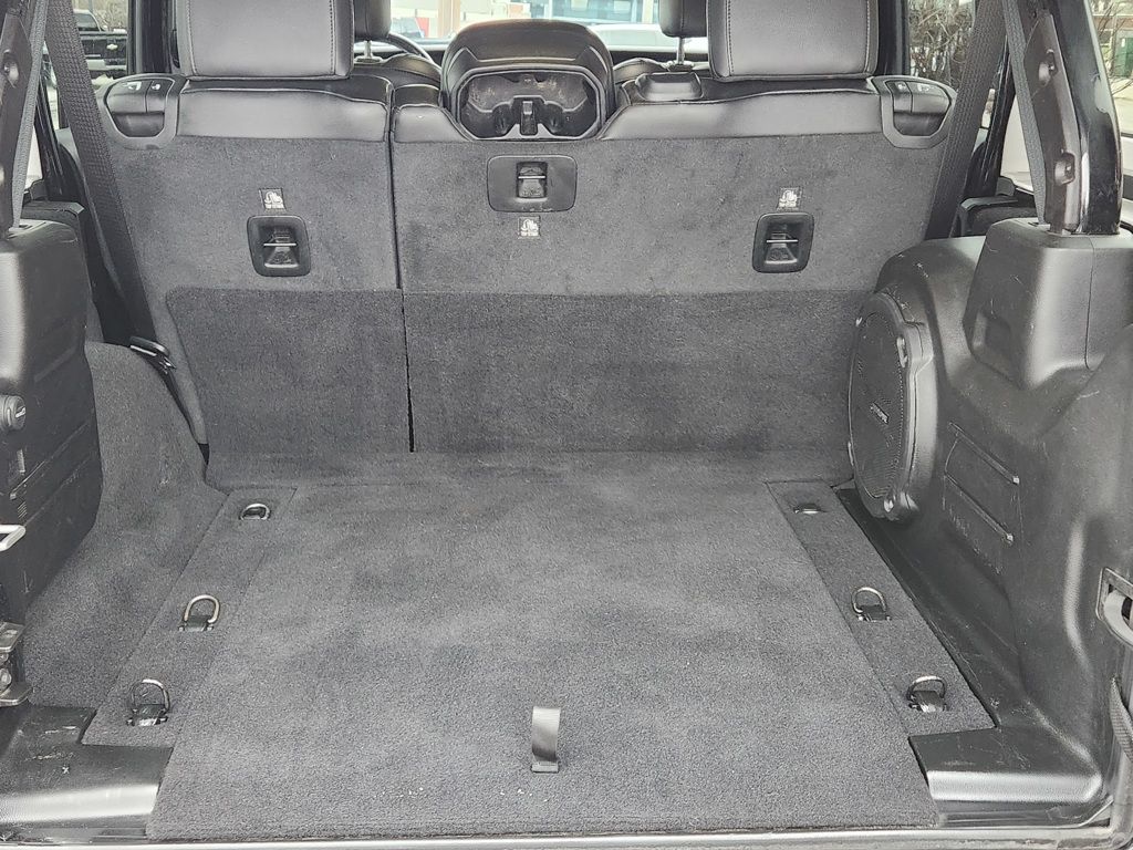 2021 Jeep Wrangler Unlimited Sahara - Photo 29