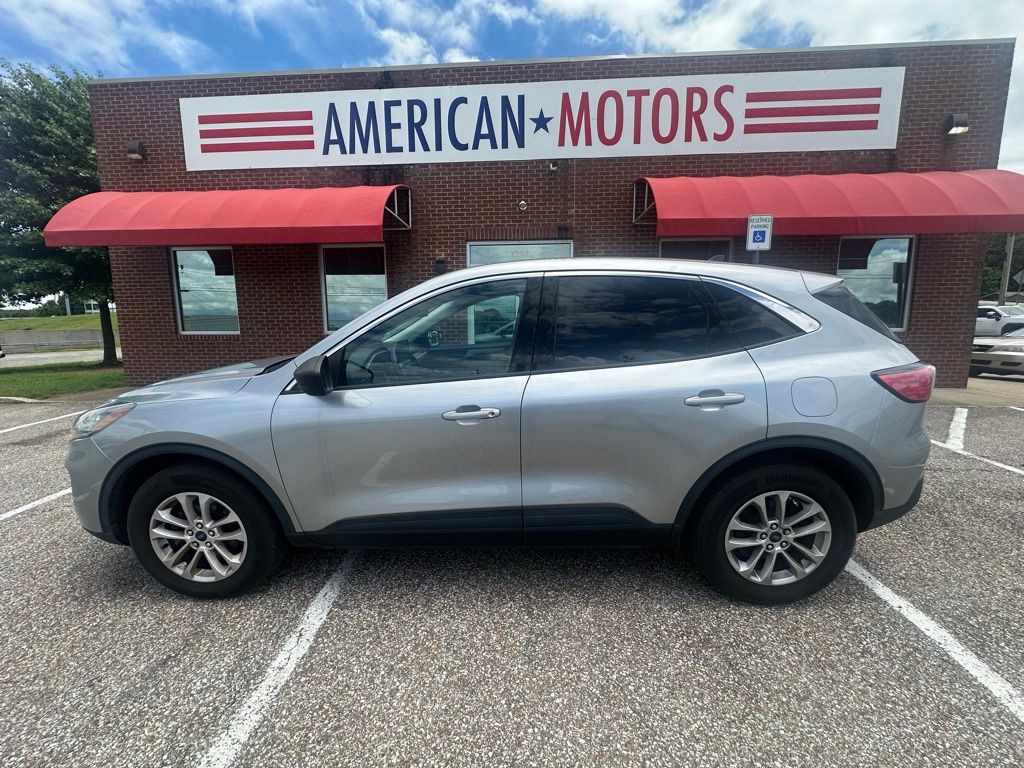2022 Ford Escape SE AWD's photo