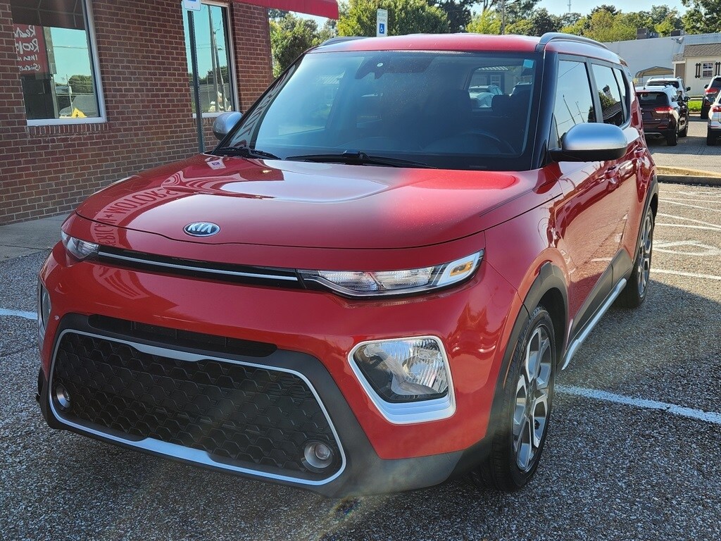 2020 Kia Soul LX S X-Line photo 2