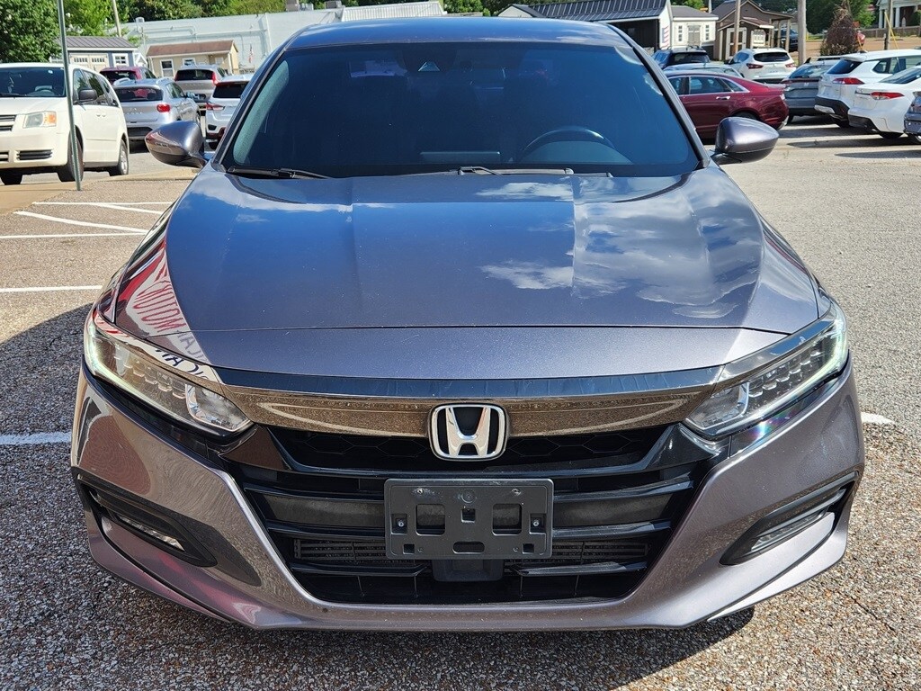 2018 Honda Accord Sport photo 4