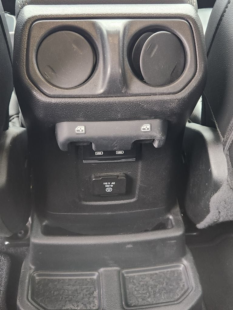 2021 Jeep Wrangler Unlimited Sahara - Photo 27