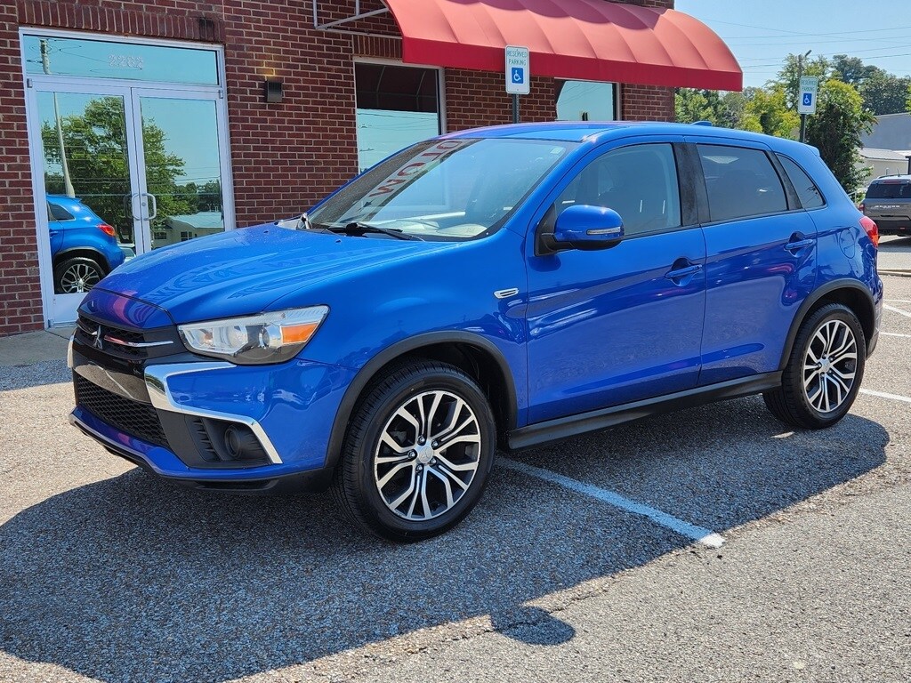 2019 Mitsubishi Outlander Sport ES photo 2