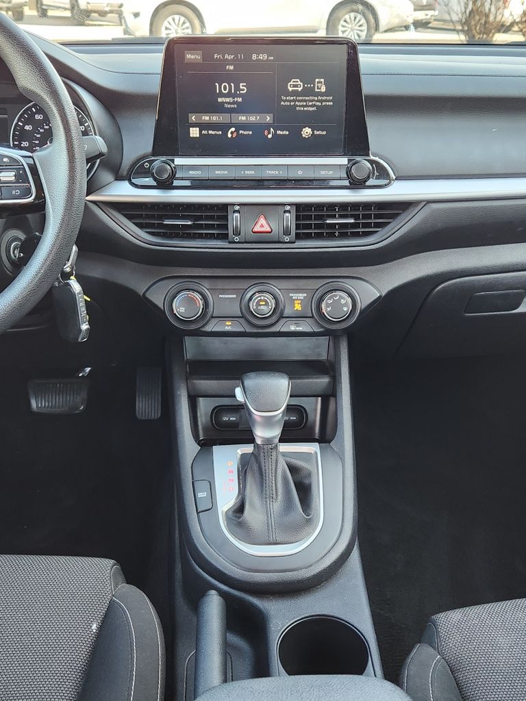 2022 Kia FORTE LXS - Photo 25