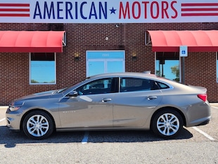 2017 Chevrolet Malibu LT w/1LT Sedan