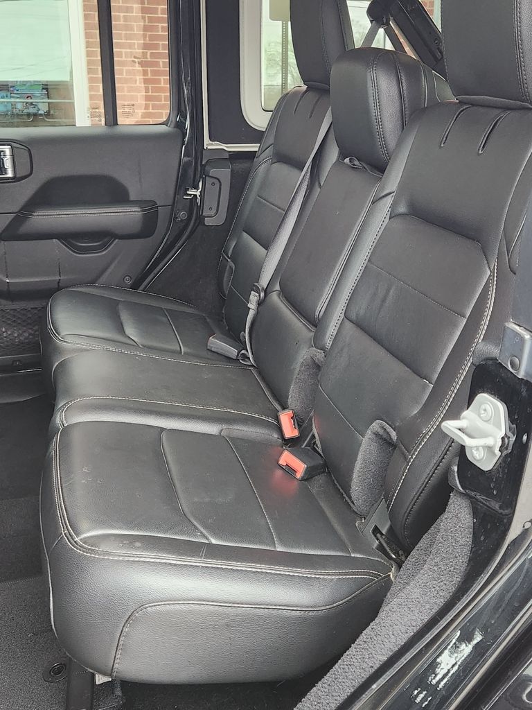 2021 Jeep Wrangler Unlimited Sahara - Photo 25