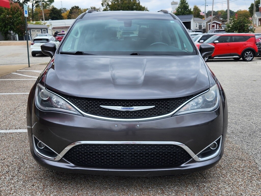 2020 Chrysler Pacifica Touring L photo 4