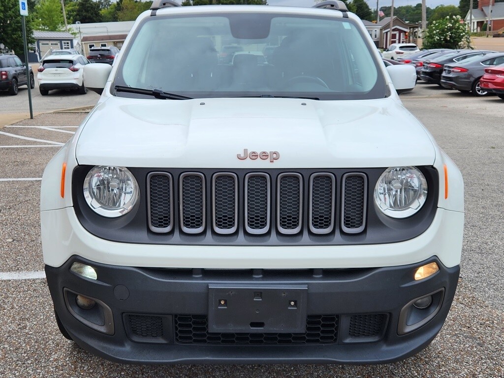 2016 Jeep Renegade Latitude North Edition photo 2
