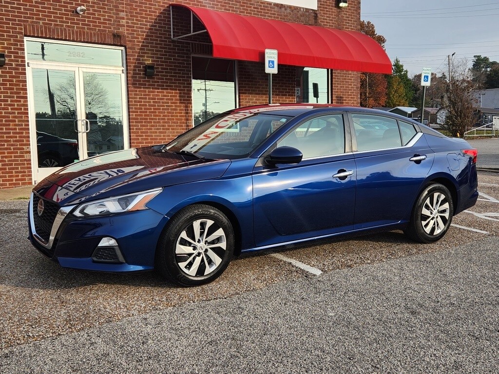 2020 Nissan Altima 2.5 S photo 2